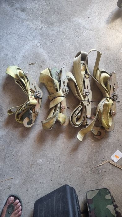 Cintas de fixação no atrelado