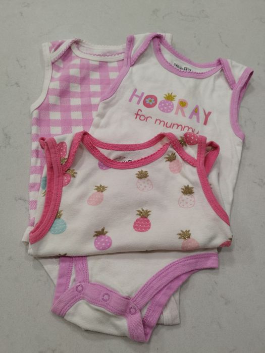 Roupa de menina (0-18m)