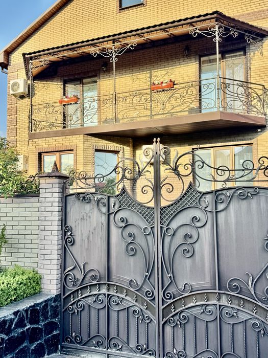 Продаж елітного будинку р.н Лелеківка.