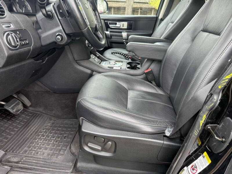 2016 Land Rover LR4