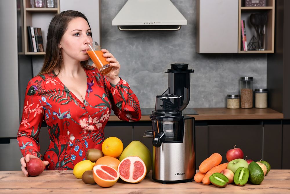 Соковижималка шнекова Ardesto JEG-1330SL