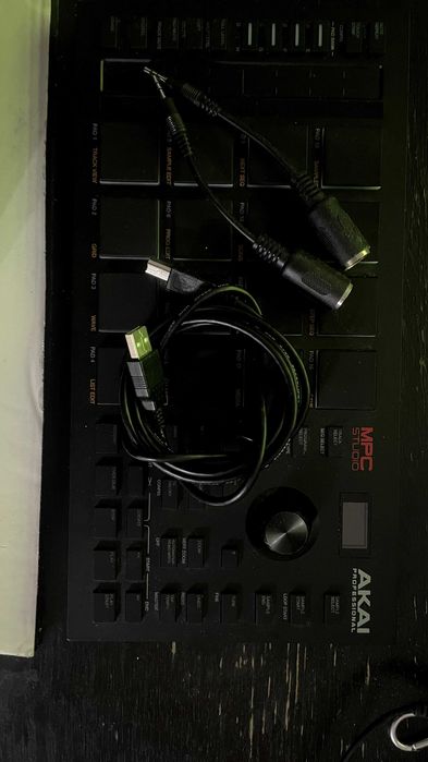 AKAI MPC STUDIO PROFISSIONAL