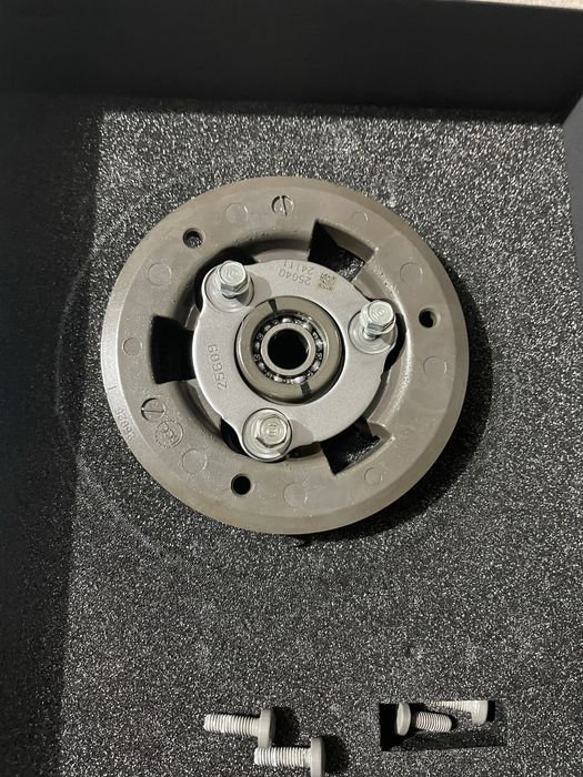 Ducati  V4 V4S Panigale  Multistrada dekiel  pokrywa  sprzęgła docisk
