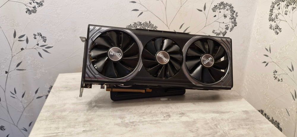 Відео карта Vega 5600