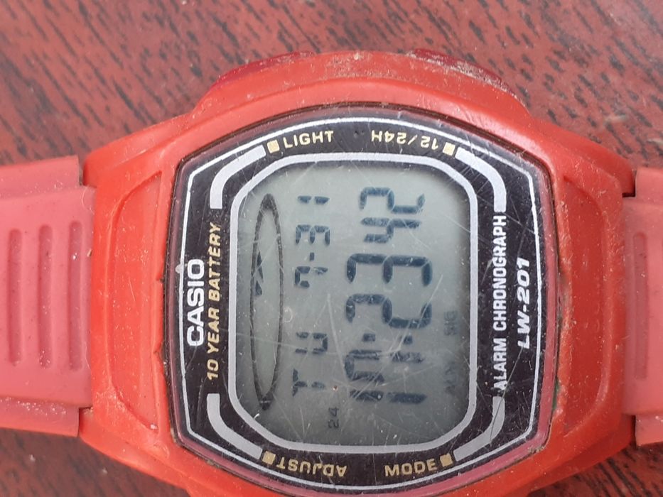 Женские часы Casio LW-201