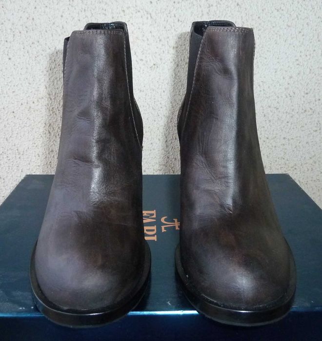 Botas de mulher novas italianas FABI 38 - SALDO
