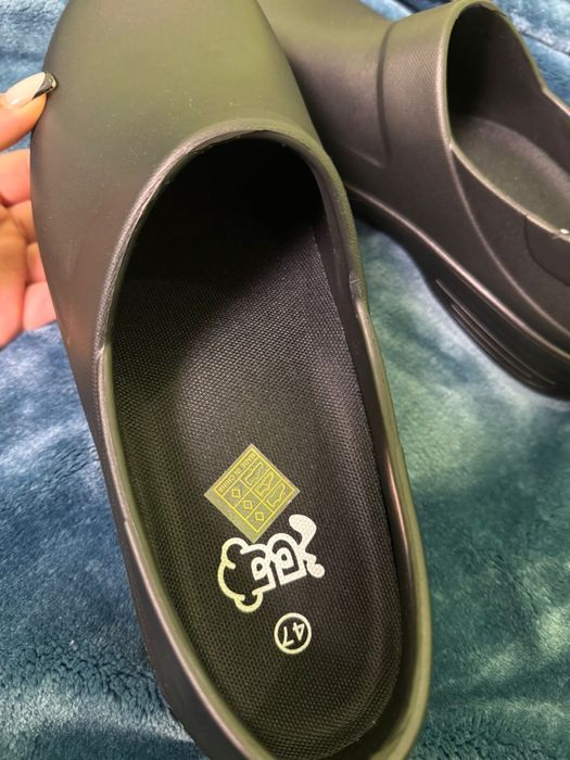 Чоловіче взуття нове