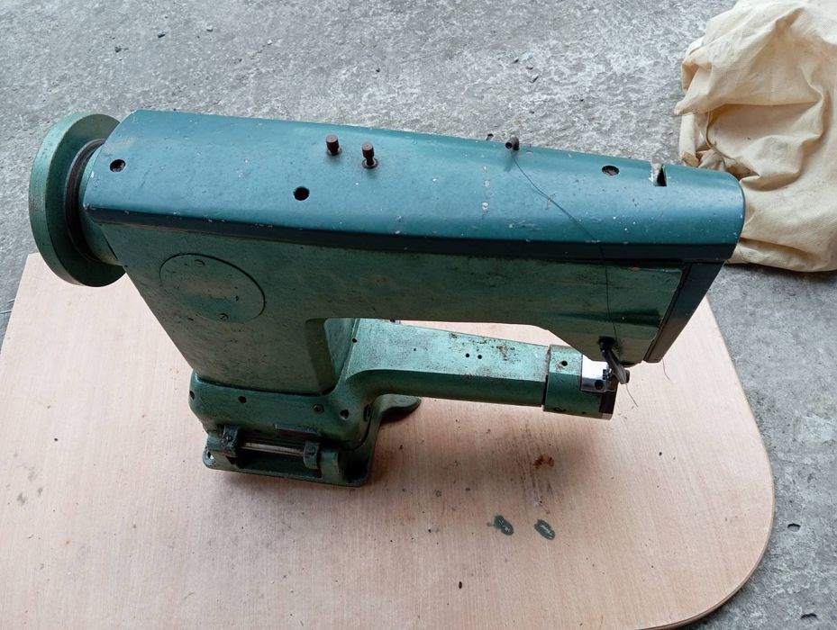 Швейное оборудование промышленное