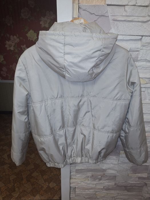 Продам куртку жіночу