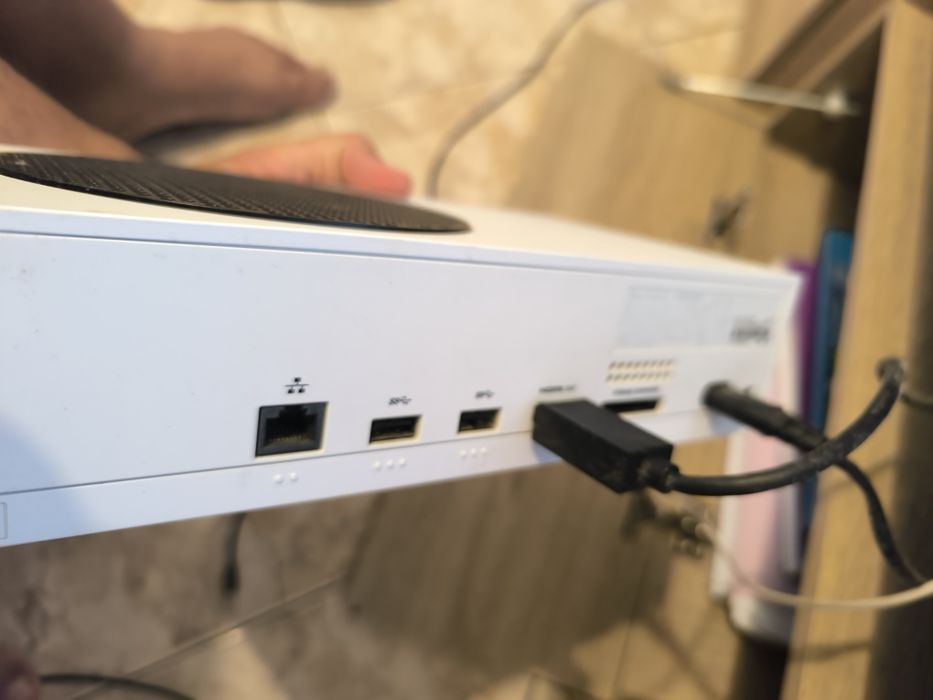 Xbox Series S 512GB – Em Perfeito Estado com Caixa Original
