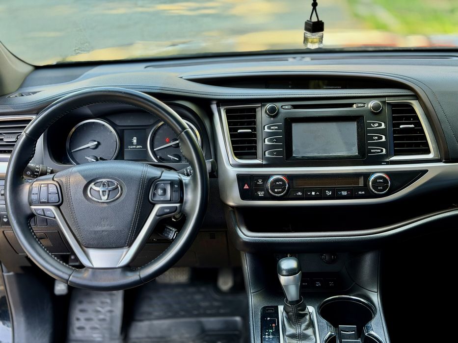 Toyota Highlander Awd 2016