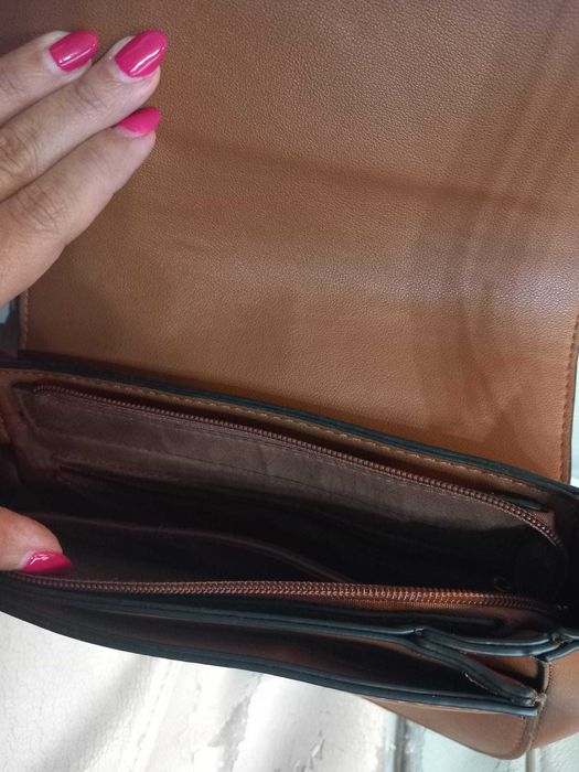 Baixa de preço!! Mala de senhora castanha nova