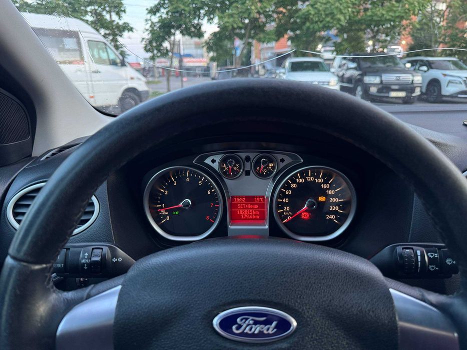 Продам Ford Focus 2011
