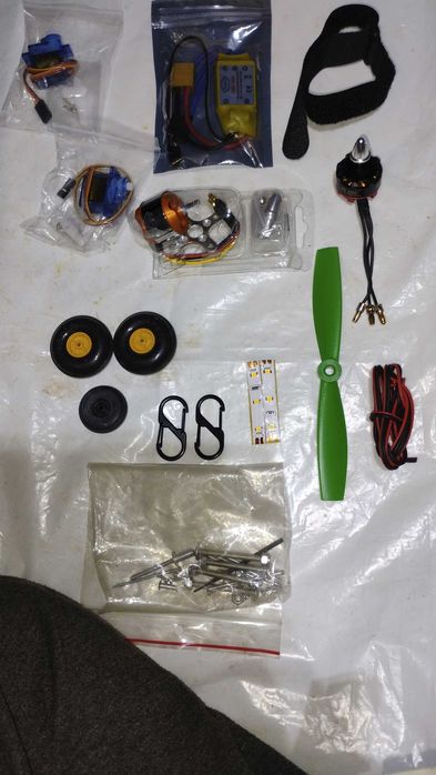 Paralotnia rc  na pakiet lipo