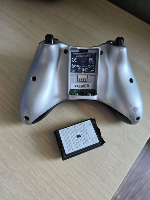 Pad xbox 360 Silver limitowany x360 srebrny
