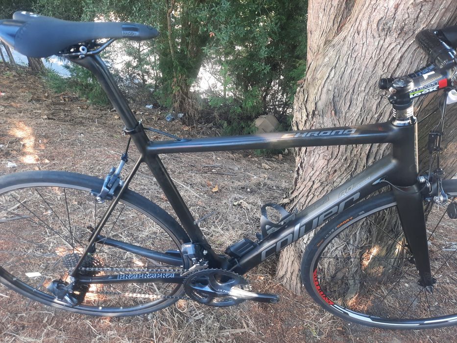 Bicicleta  carbono L grupo eletrico