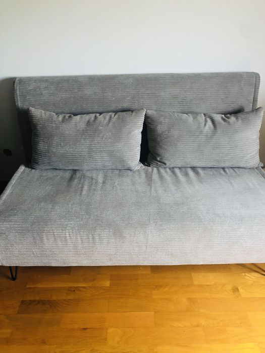 Sofa cama em bombazine