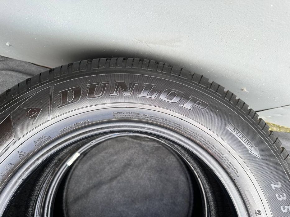 235/65R17 Dunlop zima