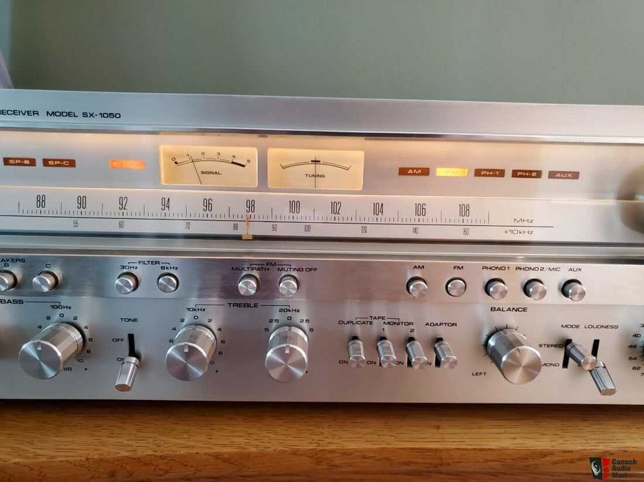 Receiver Pioneer SX-1050 ( revisto na Ajasom)