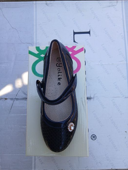 Туфлі для дівчат