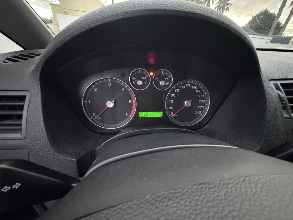 Ford C-MAX 1.6 gasoleo