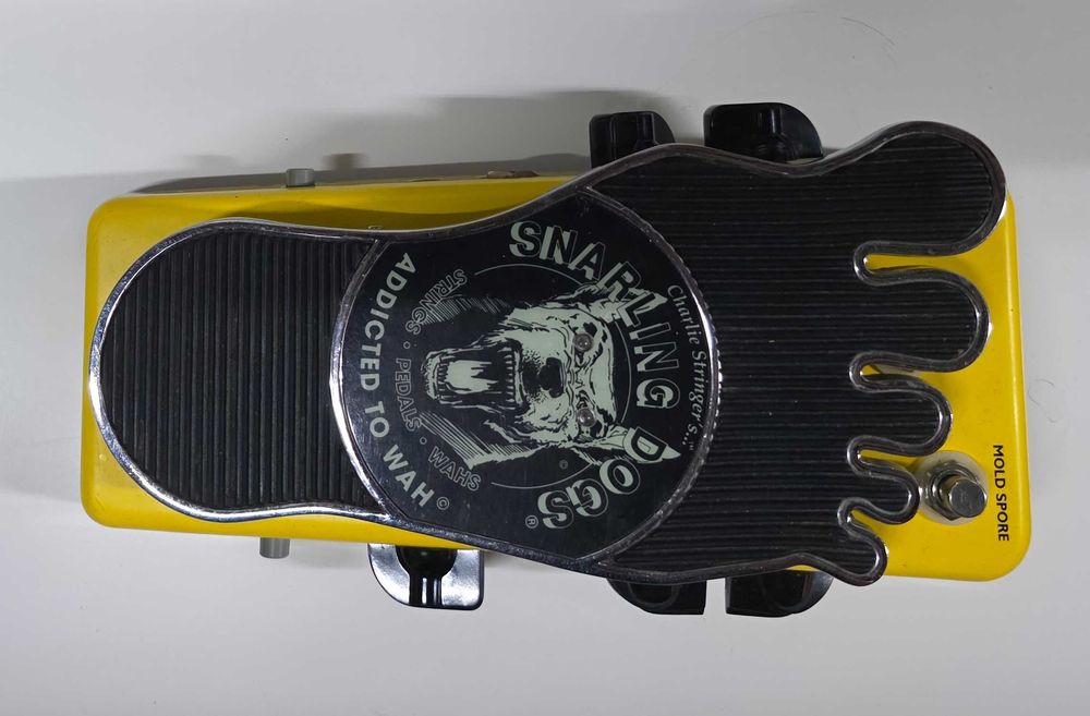 Efekt gitarowy Snarling Dogs Mold Spore