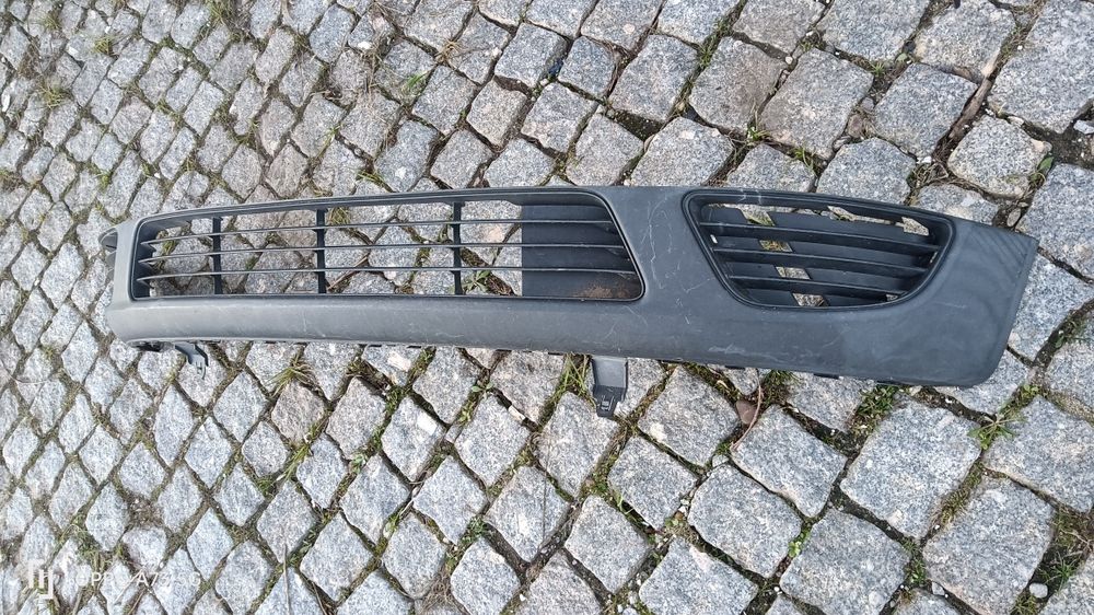 Avental de parachoques Ford fiesta 2003