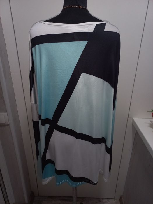 Чудова туника, блузон! Розмір 66-70!