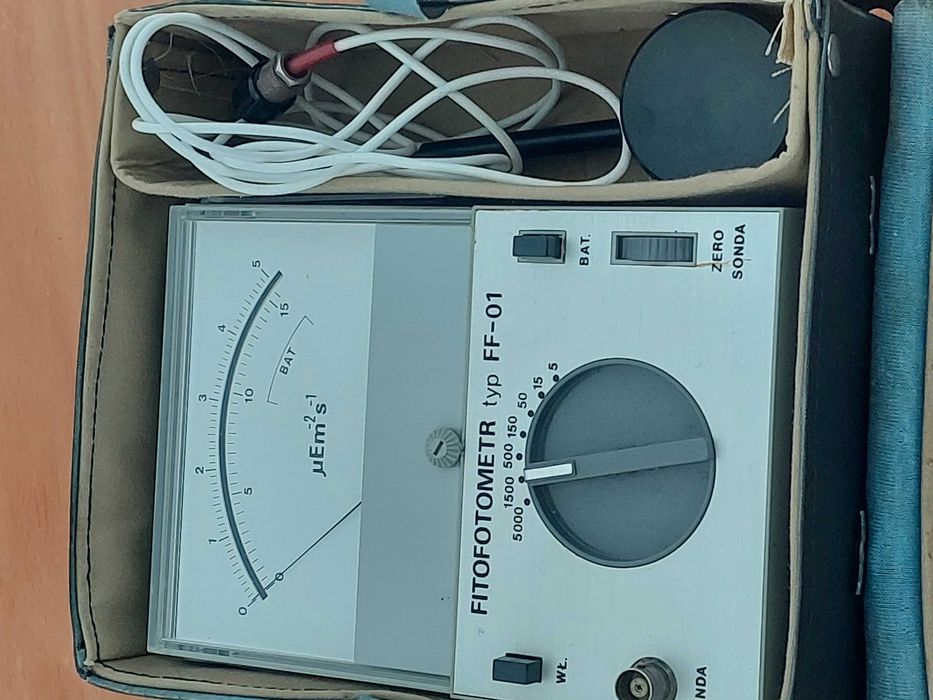 Retro Fitofotometr FF-01 – Unikatowy sprzęt pomiarowy PRL
