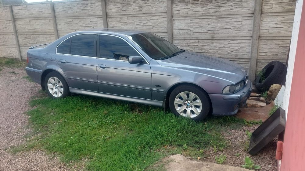 Продам Е39 М57 3.0 дизель 350+