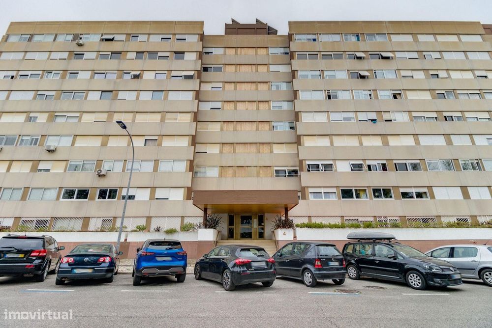 Apartamento T2 em Carnide
