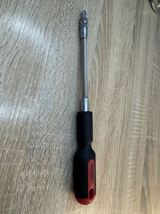 wkrętak nasadowy Teng Tools elastyczny