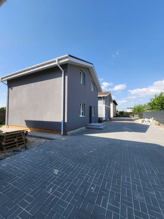 Вітаю Продам Окремий будинок Газ Крюківщина Тарасівка Телефонуйте