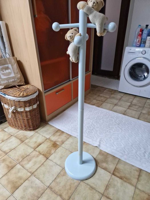 Cabide quarto criança