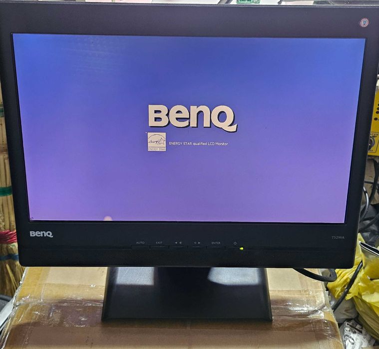 Монітор 15" BenQ T52WA Black