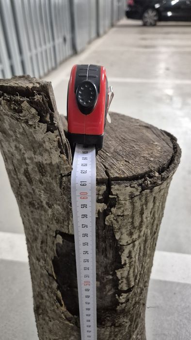 Drewno orzech – 4 pieńki ok. 60 cm suche