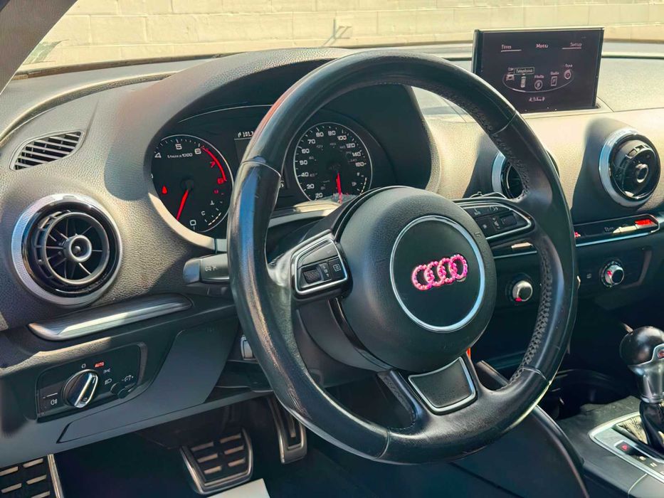 Audi A3 Premium      2015