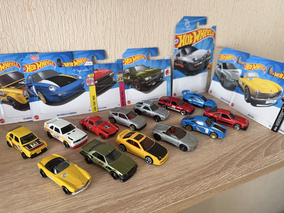 Sprzedam samochódy Hot Wheels