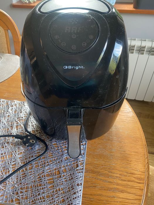 Frytkownica beztłuszczowa Bright