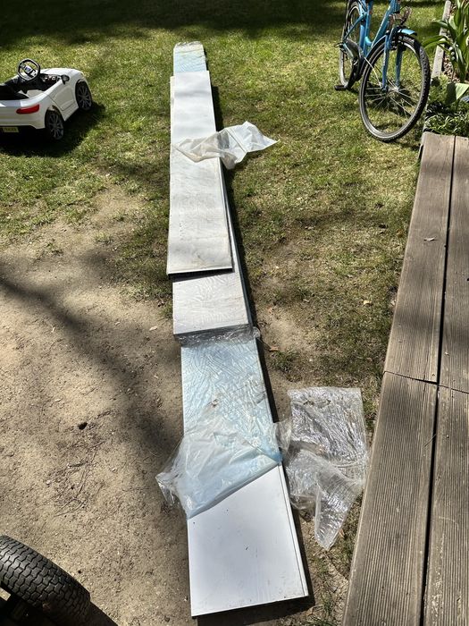 Parapety pcv 30 cm szerokosci