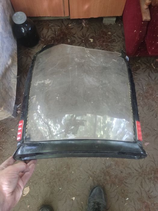 Продам ветровое стекло для скутера