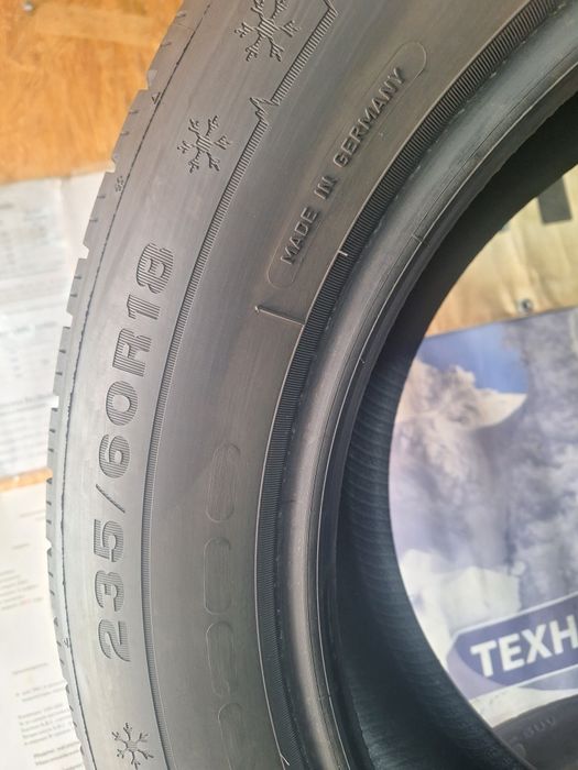 235/60 R18 Dunlop комплект 2022р.в