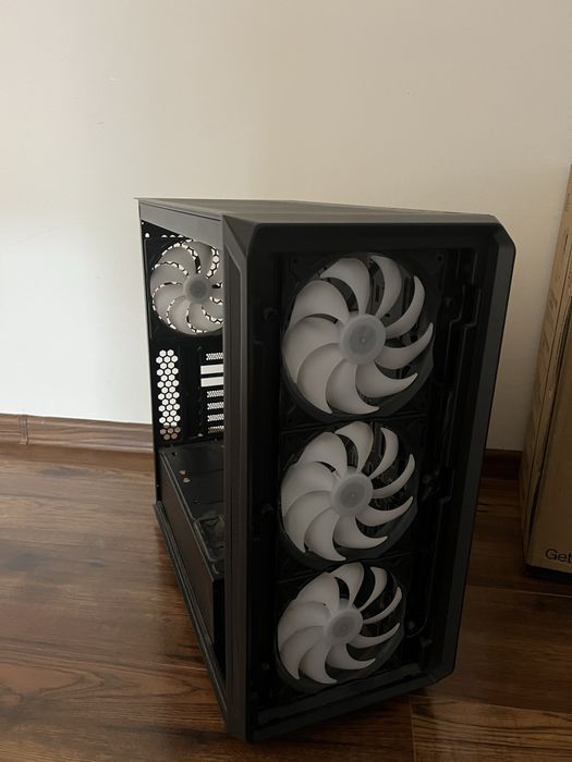 Endorfy arx 700 ARGB