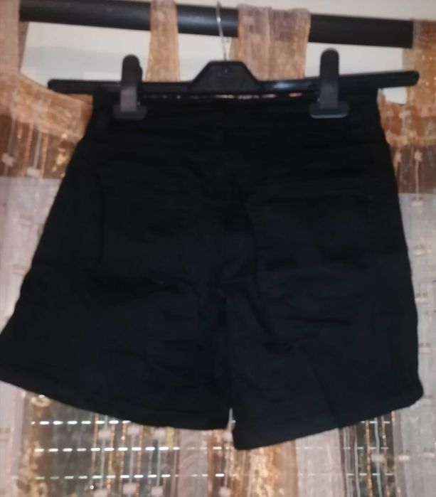 Calções pretos justos