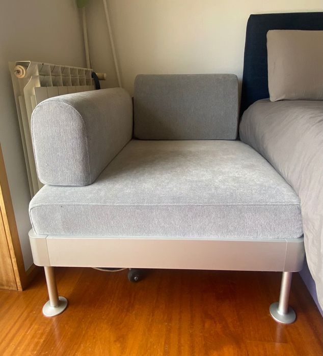 Poltrona cinza moderna IKEA
