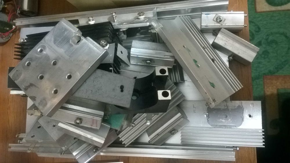 Радиаторы охлаждения алюминиевый, медный радио техничный.