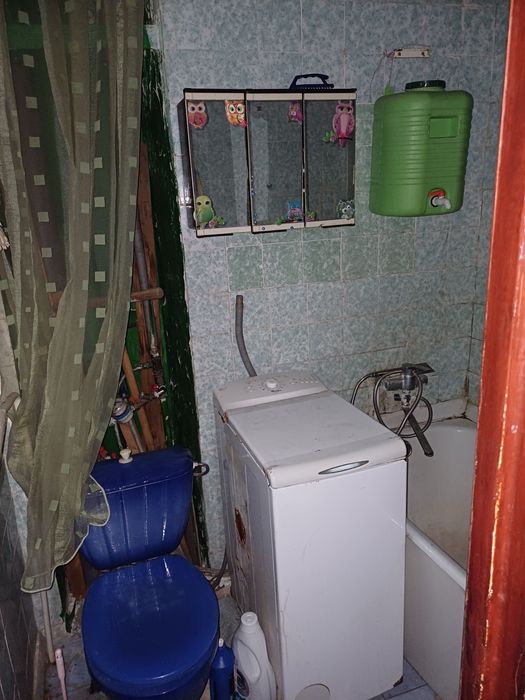 1 кімн 97 квартал, 2 поверх,  в наявності всі необхідні меблі техніка