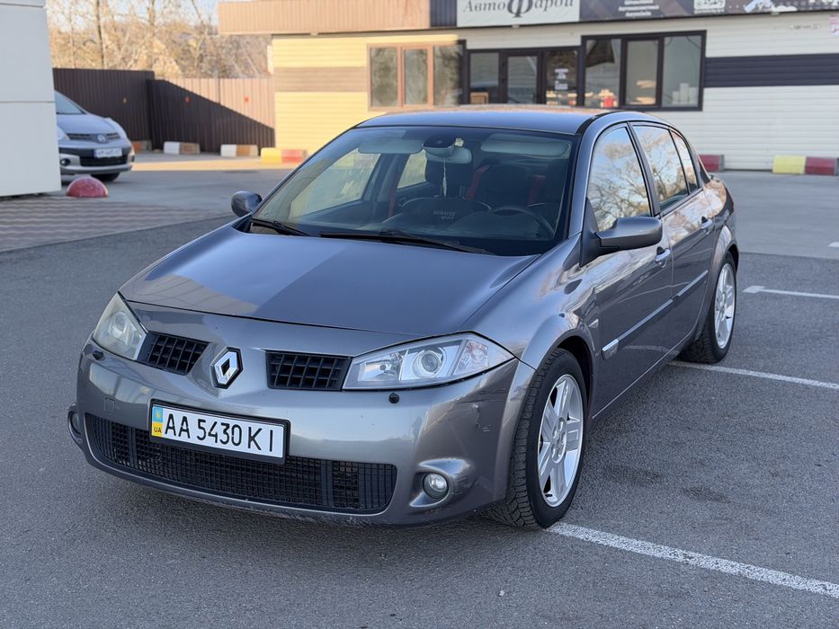 Продам Мєгана 250 л.с.