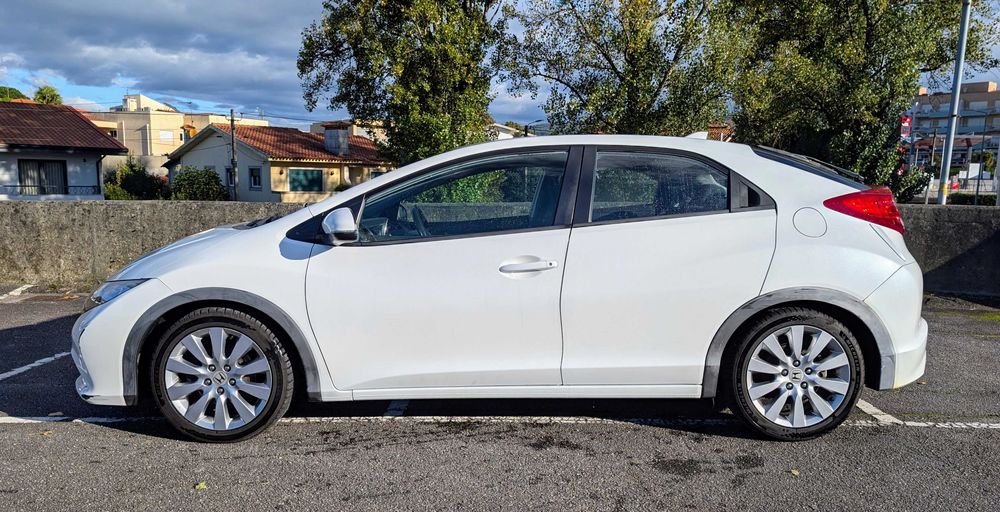 Honda Civic 1.6 I-DTEC Sport - Oportunidade!