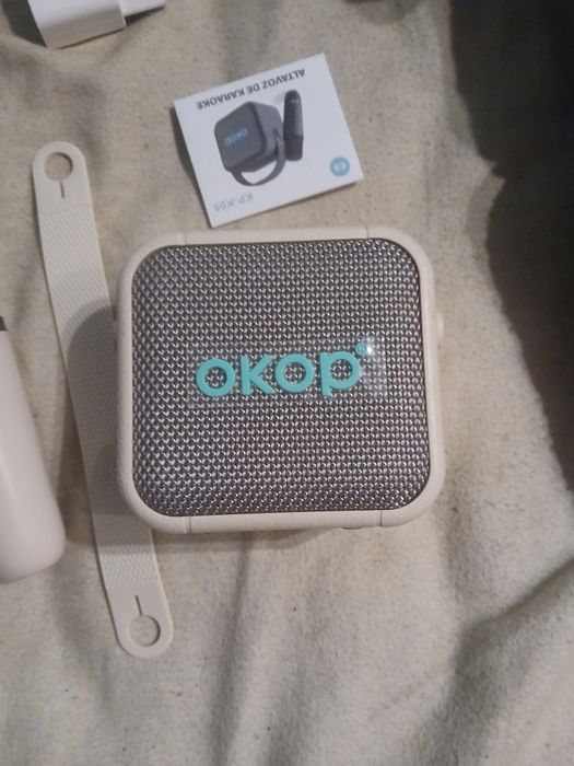 coluna bluetooth com funcionalidade de karaoke. Perfeita